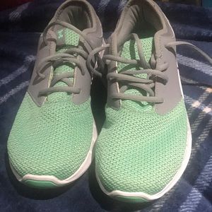 Under Armour  running shoe